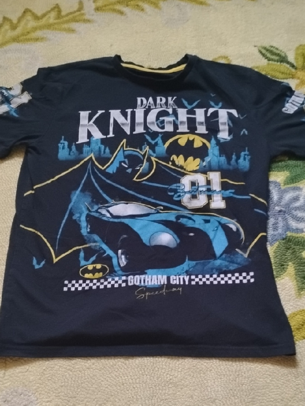 Men's Black Medium Batman DC The Dark Knight Gotham Speedway Racing Shirt Comics